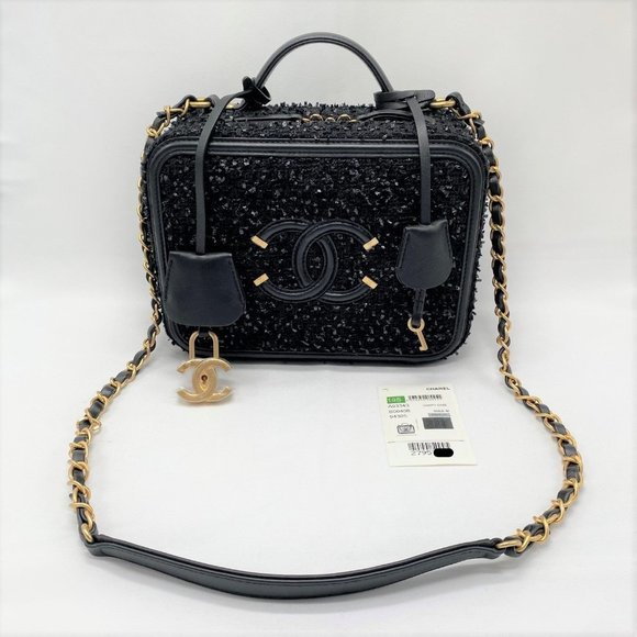 CHANEL Bags Chanel Black Tweed Vanity Case With Gold Hardware